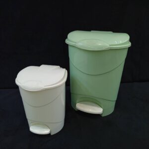 سطل پدالی دو جداره مرجان در دو سایز مختلف محصول ناصر پلاستیک